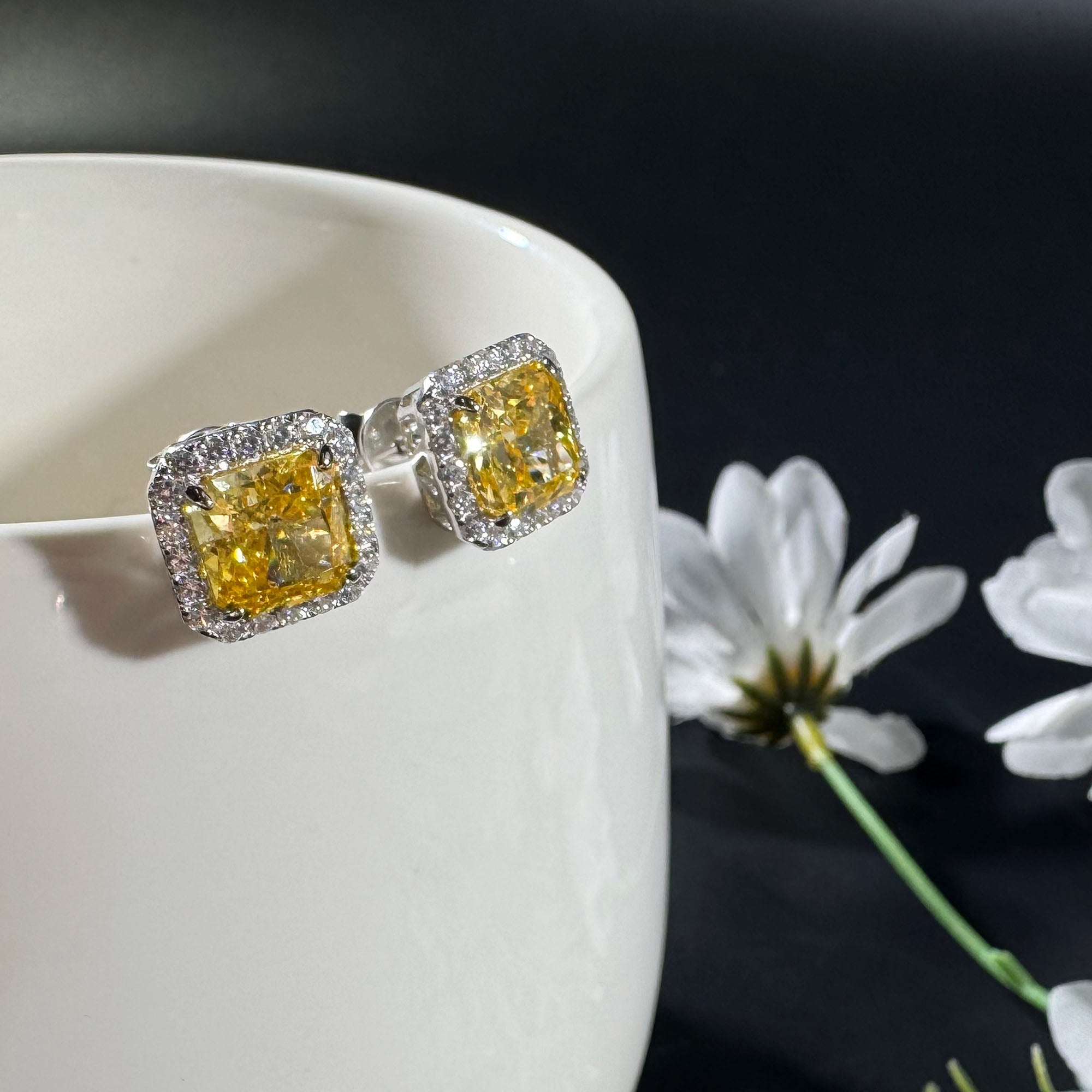 AuraBelle 925 silver yellow square zircon earrings